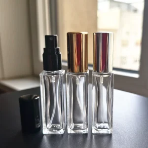 10ml Luxury Clear Glass Perfume Spray Bottle Gold Silver Black with Gold Box Screen Printing Carton Packing in 20ml & 30ml Sizes