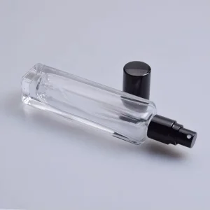 10ml Square Glass Perfume Bottle Packaging Container for Cosmetic Use Made in China No Reed Diffuser
