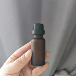 20 ml Frosted Amber Glass Bottle with Tamper Evident Screw Cap and Dripper Insert for Perfume Essential Oil Beard Hair Oil