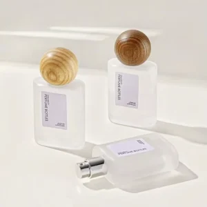 30/50ML Walnut Wood Cap Frosted Glass Perfume Bottle High-end Spray Refillable Empty Bottle
