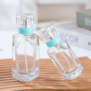 50ML 30ML Refillable Glass Empty Transparent Square Perfume Bottles Customizable Logo Screw Cap Screen Printed 200pcs MOQ