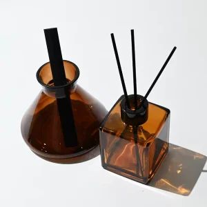 50ml 100ml 150ml 200ml 250ml Amber Glass Diffuser Bottle Wooden Cap Aroma Diffuser Container