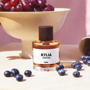 50ml Empty Glass Fragrance Parfum Spray Bottle Cylinder Parfum Botol 30ml Glass Perfume Bottle with Wooden Cap