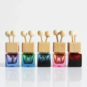 8ml Gradient Color Bottle Natural Wooden Lid Car Perfume Bottle Essential Oil Diffuser Air Freshener Container for Vehicles
