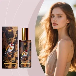A Natural Light Botanical Fragrance with Woody Notes. a Convenient and Niche Perfume That Lasts on the Go