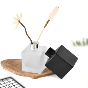 Amber Glass Fragrance Aromatherapy Reed Diffuser Bottle Refill 50ml 100ml 150ml 200ml 250ml Frosted Transparent Bottle