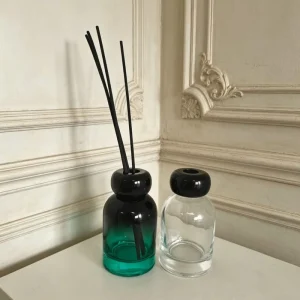 Blue 100ml 50ml 150ml 200ml Round Aromatherapy Diffusers Glass Bottle Fragrance Reed Diffuser Bottle