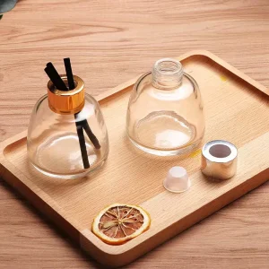 Car Home Decor Portable Perfume Aromatherapy Fragrance Essential Oil Reed Diffuser with Glass Stopper for Fresh Air