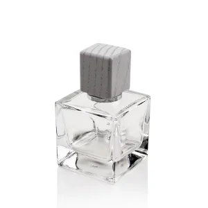 China Factory High Quality Clear Glass Men’s Square Perfume Bottle 50 ml with Painted Wooden Cap
