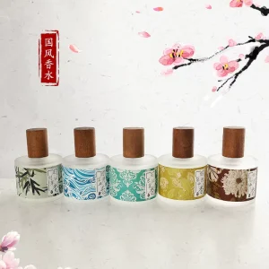 Chinese Style Country Men’s and Women’s Perfume Wood Durable Fresh Natural Perfume 50ml