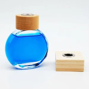 Clear 4oz Luxury Flat Glass Bottle with Different Shape Wooden Cap for Aromatherapy Perfume for Home Decor