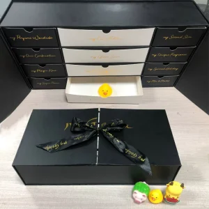 Custom Black Cardboard Box 12/24/25 Days Countdown Magnetic Closure Advent Calendar Box