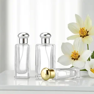 Custom Clear Square Perfume Bottles 30ml 50ml 100ml with Pump Sprayer Cap Screen Printing Gold Top