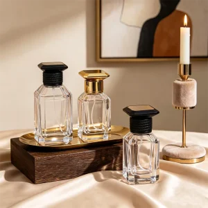 Custom Empty Luxury Perfume Container Spray 30ml 50ml 100ml Thick Bottom Glass Square Pump Sprayer Perfume Bottle
