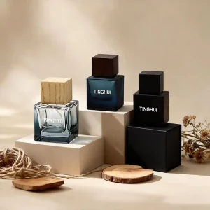 Custom Logo 30 ml 50ml 100ml Luxury High End Men’s Empty Fragrance Spray Bottle Square Glass Perfume Bottle with Wood Cap