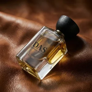 Custom Logo Heavy Base Crystal Clear Custom Perfume Bottle with Wood Cap for Luxury Fragrance Manufacturer and Importer