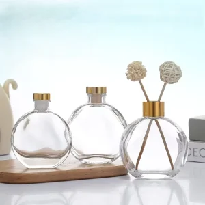 Custom Luxury Aromatherapy Oil Glass Bottle 50ml 100ml 150ml Screw Cap Hot Stamping Reed Diffuser Box
