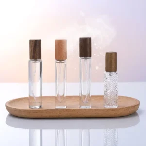 Custom Luxury Refillable Empty Glass Perfume Spray Bottle with Natural Wood Cap for Travel