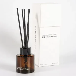 Custom Packaging 50ml-200ml Car Perfume Fireless Aromatherapy Reed Diffuser Bottles With Lid Stick Kraft Paper Gift Box Tapered