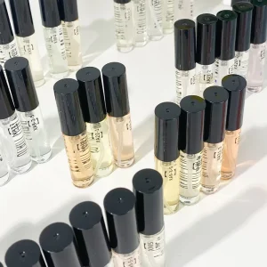 Custom Supply Portable Fresh Women’s Mini Eau De Perfume Fruity Floral Gourmand Notes Natural Essence Mini Perfume