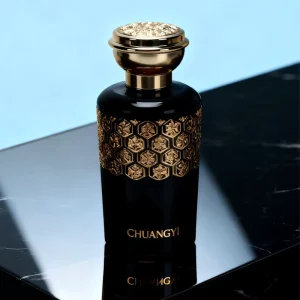 Customized Black Round Glass Perfume Bottle with Box 30 Ml 50 Ml 100 ml Spray Bottle