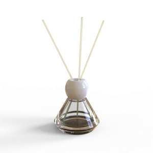 Customized Color 100ml Reed Aroma Glass Diffuser Bottles Sectional Homedecoration Aromatherapy Packaging Empty Bottle