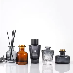 Empty 50ml 100ml 150ml 200ml High White Glass Aromatherapy Reed Diffuser Bottles Essential Oil Fragrance Diffusion Serum Carton