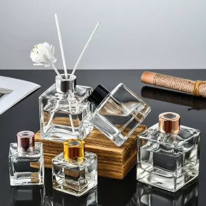 Empty Aromatherapy Bottle 50ml 100ml 150ml 200ml with Rubber Stopper Transparent Cube Customizable Logo Color