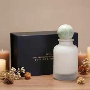 Factory 100ml Multi Capacity Glass Perfume Bottles Square Body with Thick Bottom Design With Box Packaging
