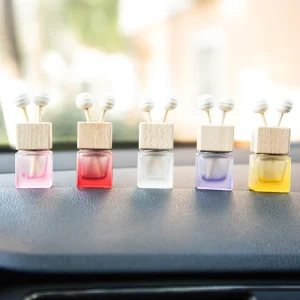 Factory Direct Sale 8ML Car Aromatherapy Empty Clear Glass Car Fragrance Perfume Bottle for Car