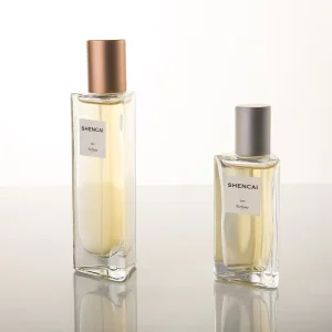 Fragrance Minimalistic Clear Triangle Crimp Mouth Customize Parfum 30ml 45ml Glass Perfume Atomizer Bottle