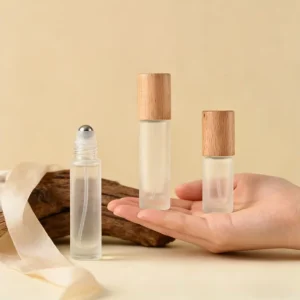 Glass Roller Bottle Walnut Wood Cap Bottle in Stock Empty Clear Amber Roll On Essential Oil Roller Ball Wooden Perfume Bottle