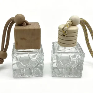High Quality Modern Solid Glass Liquid Bottle Diffuser Essential Oils Perfume Rose Lavende Hanging Car Air Freshener Natural