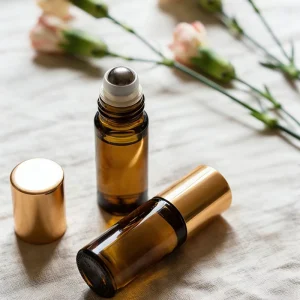 Low MOQ Refillable 3ml 5ml 8ml 10ml Amber Brown Cosmetic Container Empty Roll on Glass Bottle for Perfume Oil Massage Deodorant