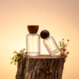 Luxurious Transparent Glass Perfume Bottle Customizable Natural Wood Lid Frost Round 30ml 50ml 100ml Empty Perfume Spray Bottle