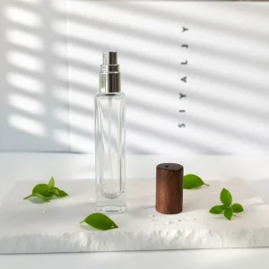 Luxury 15ml Clear Glass Square Spray Bottle with Wood Lid Thick Bottom Pump Sprayer Empty Refillable Perfume Atomizer