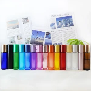 Luxury Empty Packing 10ml Frosted Face Roller Gold Color Skincare Oil Roll on Glass Bottles with Perfume Oil Roller