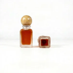 Luxury square 30ml 50ml Labeled Glass Perfume Bottle Fine Mist Spray Wood Cap for Packing Perfume Custom Cap Available