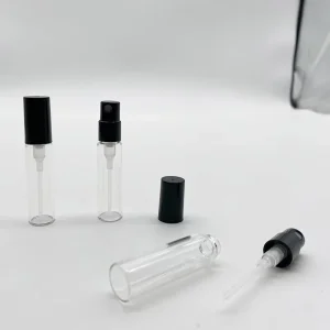 Manufacturer Empty Small Perfume Sample Bottle 3 Ml Mini Glass Bottle Perfume Spray for Travel