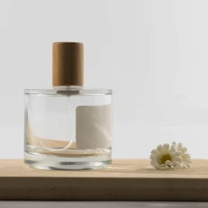Minimalist Design 30 ml 50 ml 100 ml Clear Round Empty Glass Perfume Bottle with Wooden Lid Silk Screen Printed Aluminum Sprayer