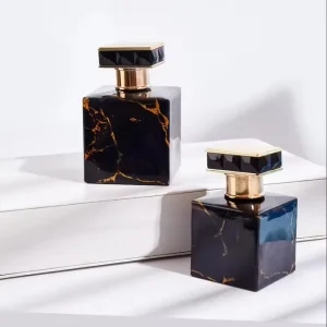 New Design Luxury Package Container Spray Flat Square Perfume Bottle