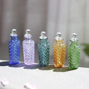 New Fashion Doll House Simulation Mini Transparent Perfume Bottle Model DIY Toy Decoration Accessories
