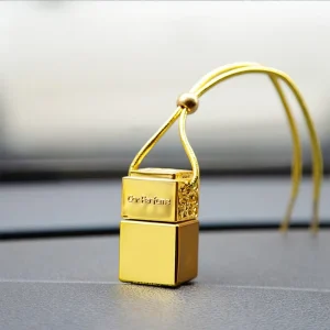New Style 10ML Car Aromatherapy Empty Perfume Bottles Wooden Cap Glass Car Fragrance Perfume Bottle for Car