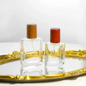 Pocket sized Travel Friendly 30ml 50ml Empty Refillable Perfume Bottle with Wooden Cap for On the go Daily Use