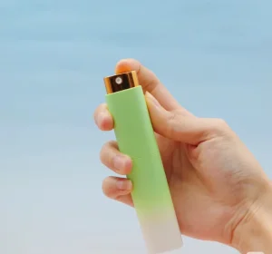 Portable Travel Size ABS Mini Perfume Bottle Refillable and Mist Spray Atomizer for Essential Oils