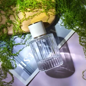 Round Empty Luxury 50ml/1.7 Oz Spray Glass Perfume Bottle with Gold Cap Portable Empty Perfume Glass Bottle