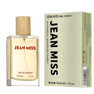 Small Town Yixiang Men’s Perfume with Lasting Wood Fragrance Wilderness Earth Cross Border Explosions in Vietnam