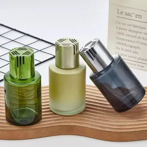 Spot 120ml Clear Empty Diffuser Glass Bottle Home Fragrance Car Aromatherapy Bottle with Lids