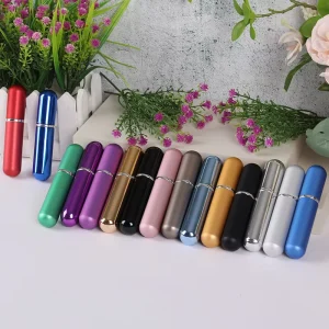 Travel Size 5ml Mini Perfume Bottle Portable Refillable Perfume Packaging Box Supplier